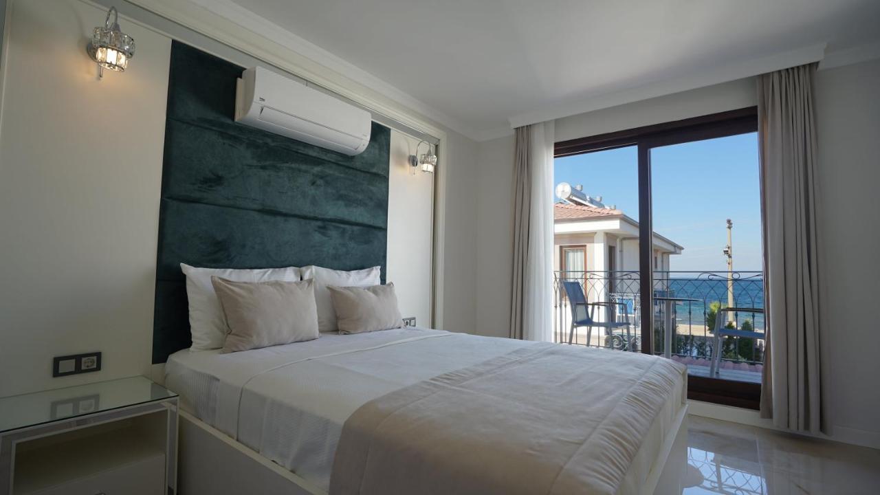 Rota Seaside Otel Cunda Buitenkant foto
