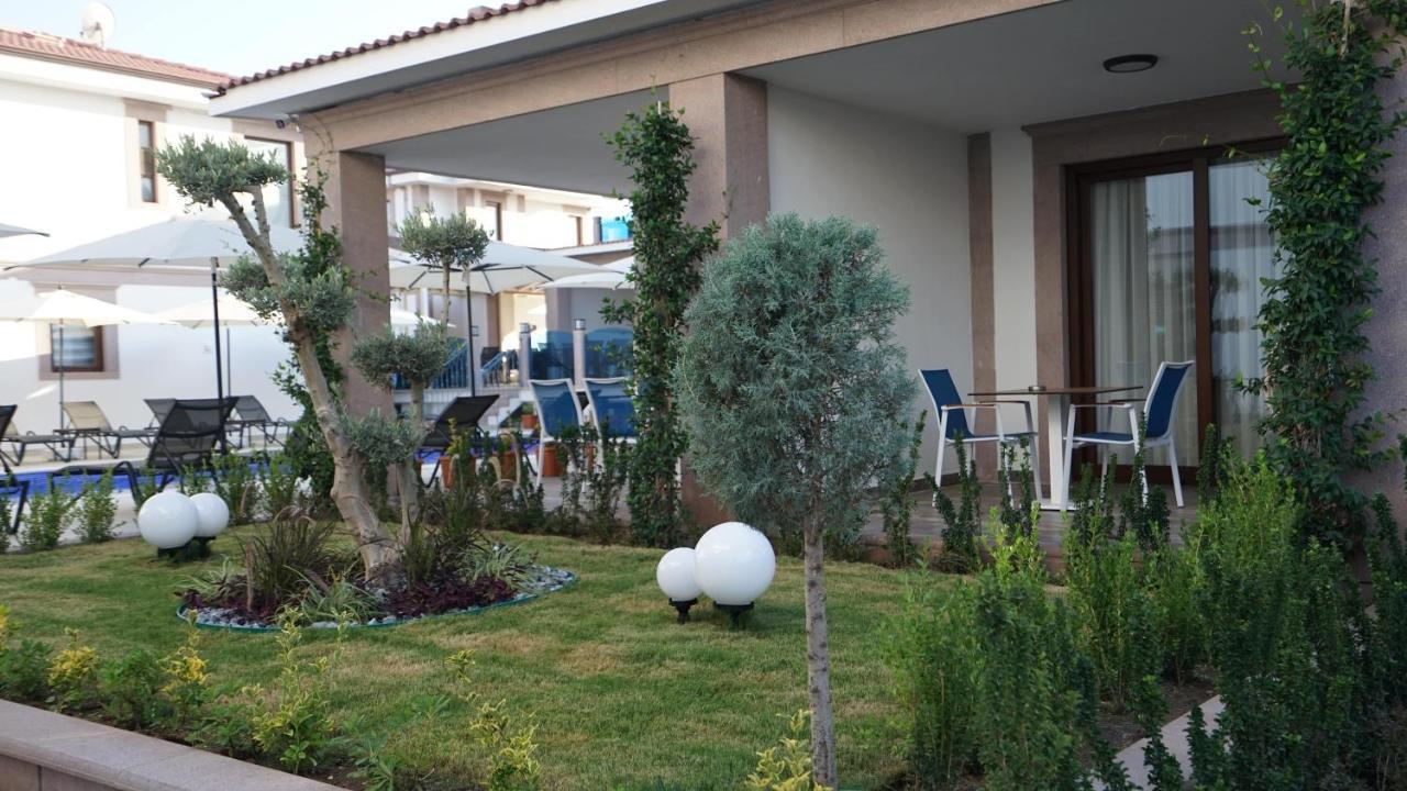 Rota Seaside Otel Cunda Buitenkant foto