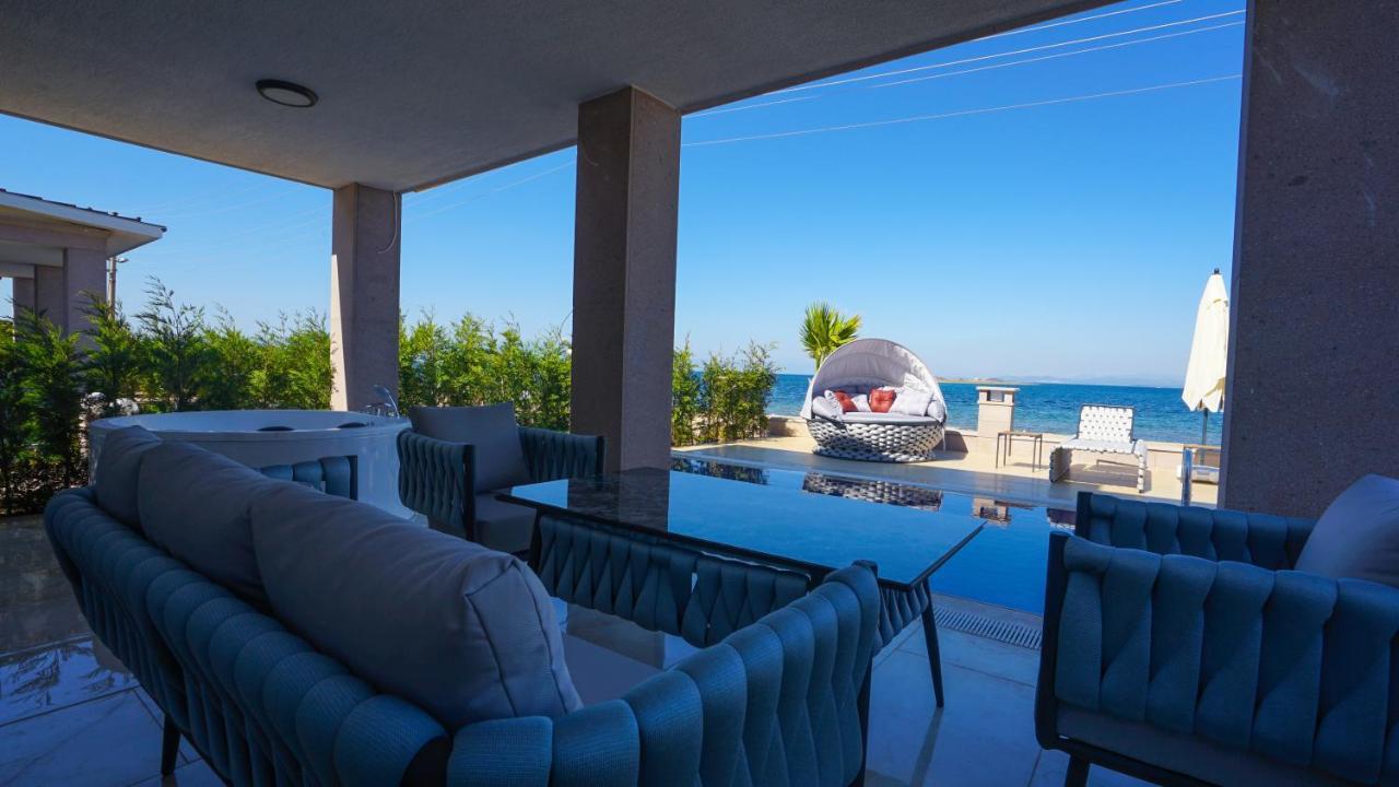 Rota Seaside Otel Cunda Buitenkant foto