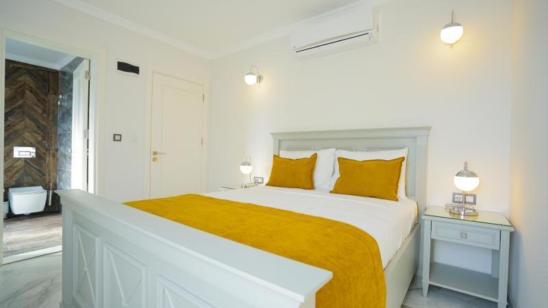 Rota Seaside Otel Cunda Buitenkant foto