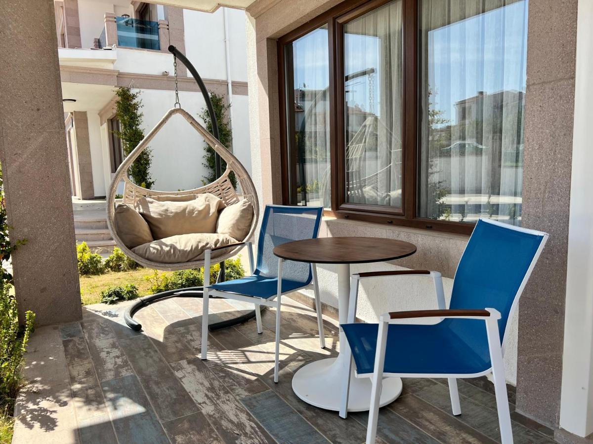 Rota Seaside Otel Cunda Buitenkant foto